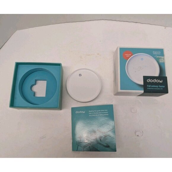 Dodow Sleep Aid Fall Asleep Faster Insomnia Device Sleeping Portable Travel - Picture 1 of 5